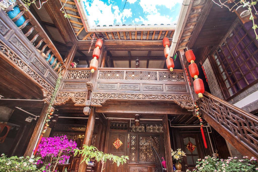 シー タン エクスクイジット ホテル 麗江市 エクステリア 写真